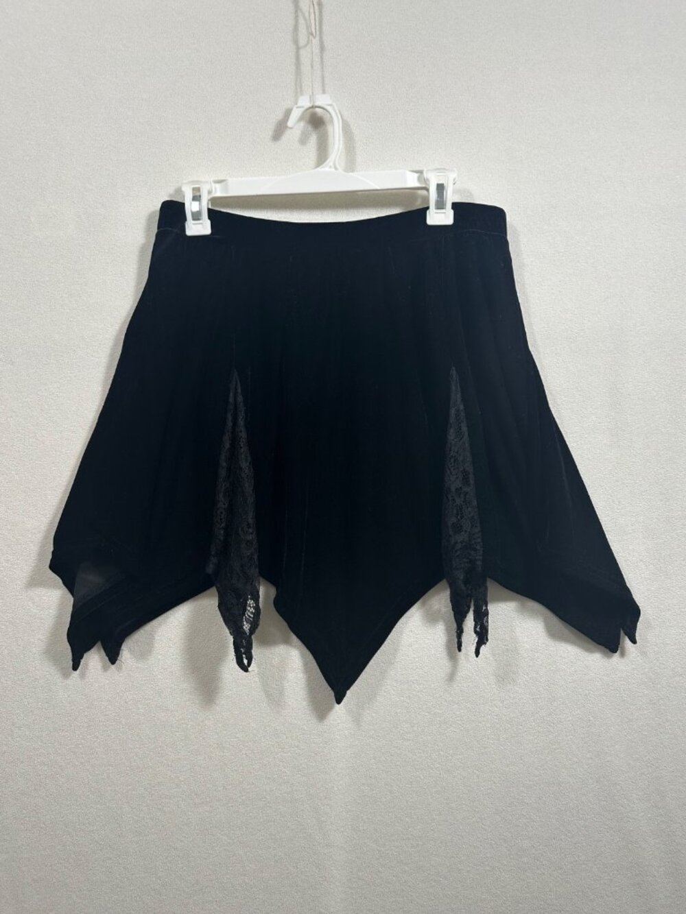 Killstar Velvet and Lace Black Skirt XL - Picture 1 of 10